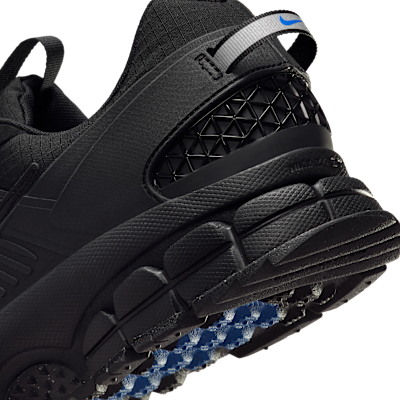 NIKE公式】ナイキ ズーム ボメロ ローム メンズ ウィンタライズド